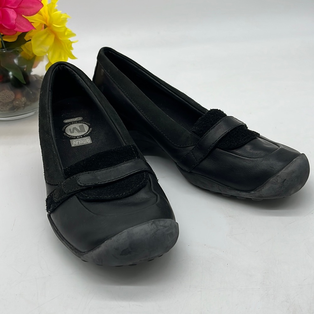 Merrell Black Slip On Wedge Loafer Air Cushion Footbed Sz 7. BLO3229E
